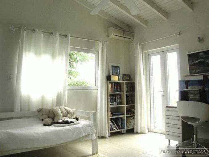 Spavaća soba s odvojenim balkonom ili loggiom - slika 1