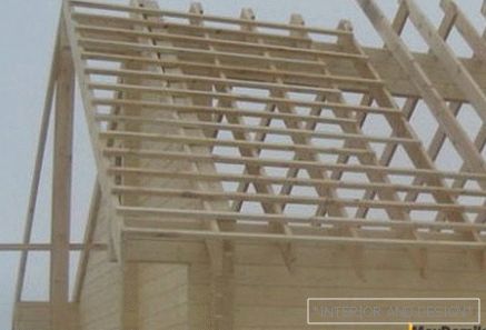 Krovna konstrukcija i instalacija stropova дома по финской технологии